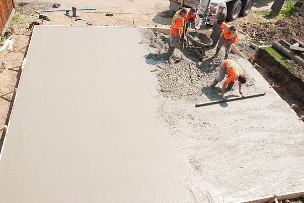 Best Concrete Retaining Walls in Dwight, IL